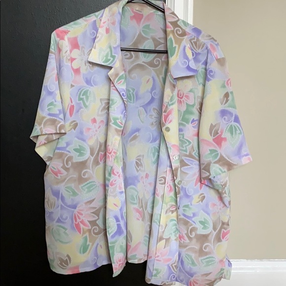 Vintage Button Up shirt - Picture 3 of 3